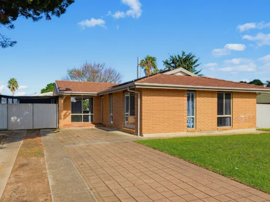 7 Parramatta Drive, Morphett Vale, SA 5162