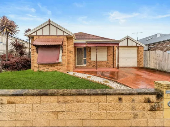 7 Paterson Drive, Lynbrook, Vic 3975