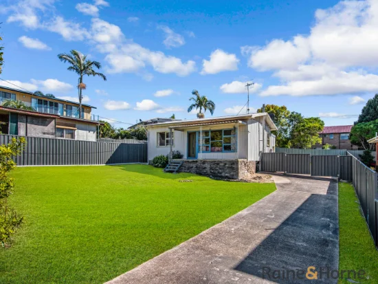 7 Pine Street, Batehaven, NSW 2536