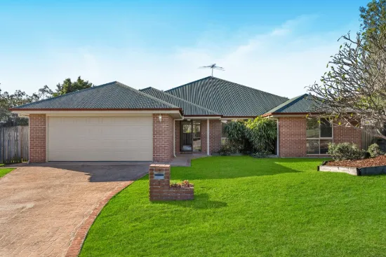 7 Pinehurst Court, Albany Creek, Qld 4035