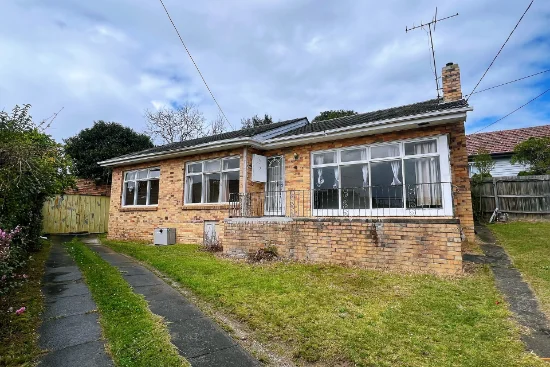 7 Rees Street, Burwood, Vic 3125
