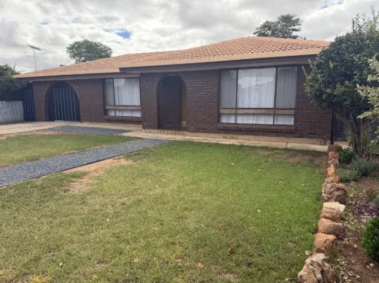 7 Roberts Avenue, Balaklava, SA 5461