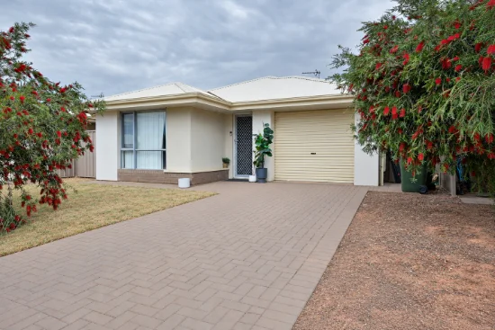 7 Rohrlach st, Whyalla Jenkins, SA 5609