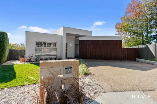 7 Roper Place, Chifley, ACT 2606