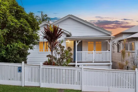 7 Rougham Street, Windsor, Qld 4030