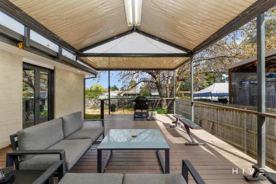7 Sadleir Place, Charnwood, ACT 2615