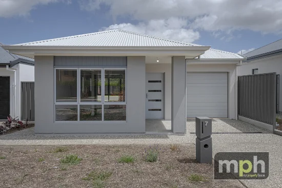 7 Salcombe Way, Mount Barker, SA 5251