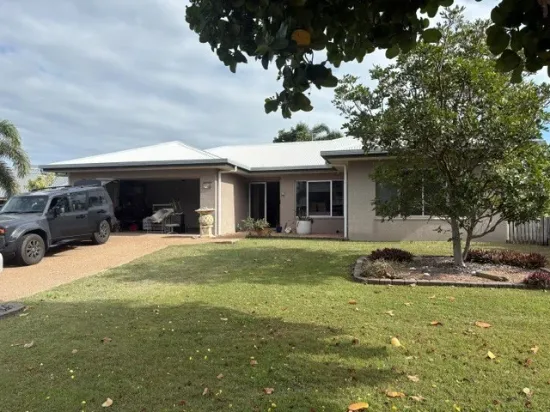 7 Seabrook Circuit, Bushland Beach, Qld 4818