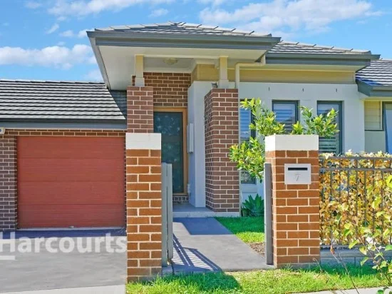 7 Seton Street, Oran Park, NSW 2570