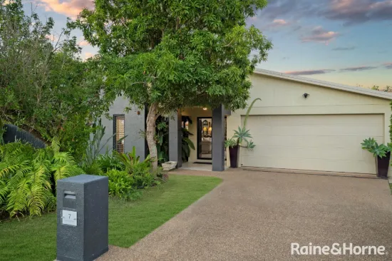 7 Shutehaven Circuit, Bushland Beach, Qld 4818
