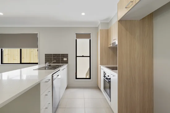 7 Silkyoak Drive, Morayfield, Qld 4506