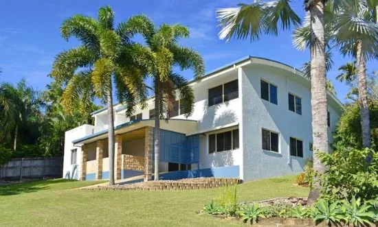 7 Sunrise Place, Blacks Beach, Qld 4740