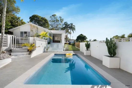 7 Swanbourne Way, Elanora, Qld 4221