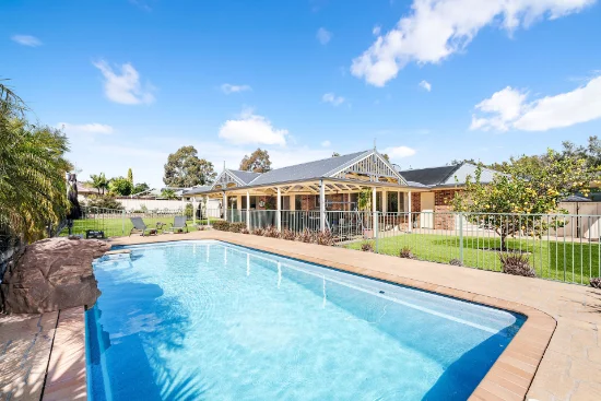 7 Tea Tree Place, Mount Annan, NSW 2567