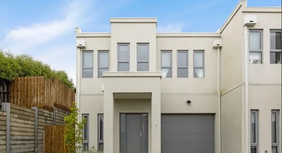 7 Temora Rise, Berwick VIC 3806-Image