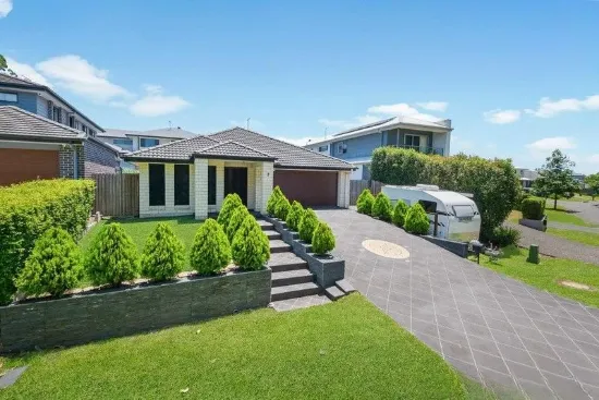 7 Terraldon Place, Bridgeman Downs, Qld 4035