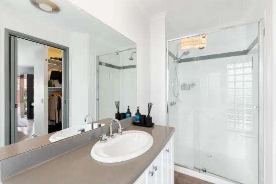 7 The Gums, South Morang, Vic 3752-Image