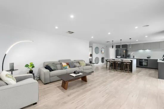 7 The Gums, South Morang, Vic 3752-Image