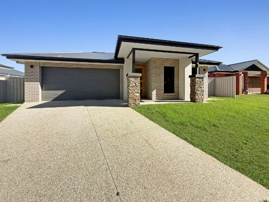 7 Torrens Road, Leneva, Vic 3691