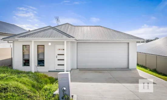7 Urquhart Way, North Rothbury, NSW 2335