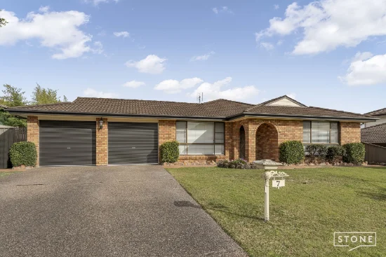 7 Valley Drive, Tenambit, NSW 2323