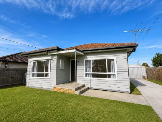 7 Vule Street, St Albans, Vic 3021