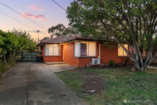7 Waratah Street, Melton South, Vic 3338