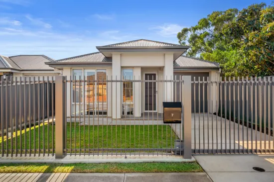 7 Weroona Avenue, Park Holme, SA 5043