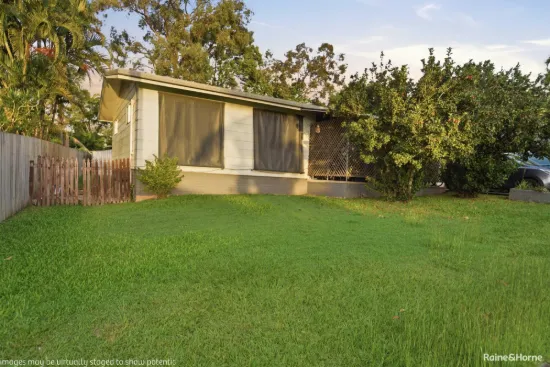 7 West Street, Torquay, Qld 4655