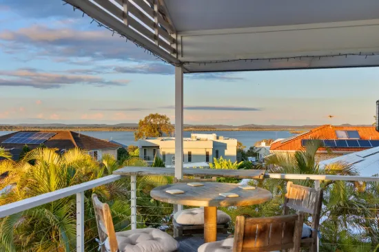 7 Wilohurst Drive, Redland Bay, Qld 4165
