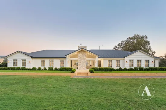 7 Winx Avenue, Darling Downs, WA 6122