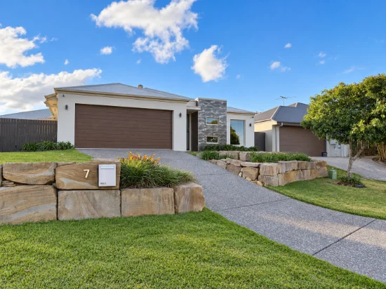7 Woodland Ct, Murrumba Downs, Qld 4503