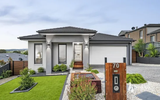 70 Columbia Boulevard, Chirnside Park, Vic 3116