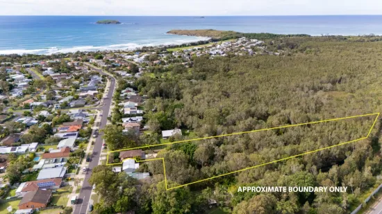 70 Diamond Head Drive, Sandy Beach, NSW 2456