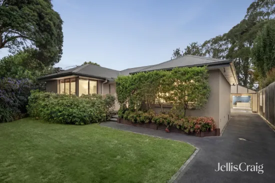 70 Geoffrey Drive, Kilsyth, Vic 3137