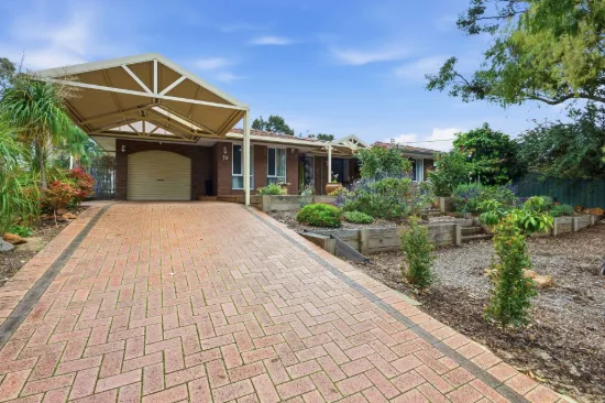 70 Glyde Road, Lesmurdie, WA 6076