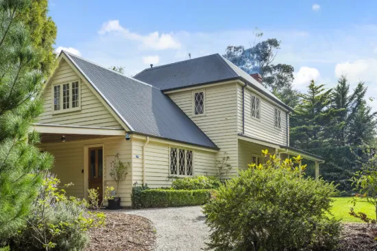 70 Railway Place, Macedon, Vic 3440