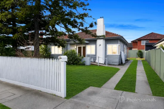 70 Rosamond Road, Maribyrnong, Vic 3032