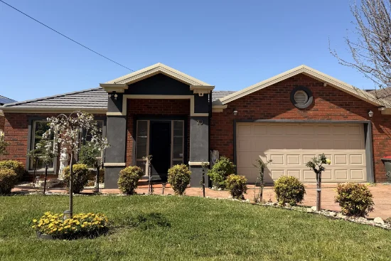 70 Stenson Road, Kealba, Vic 3021 - For Rent