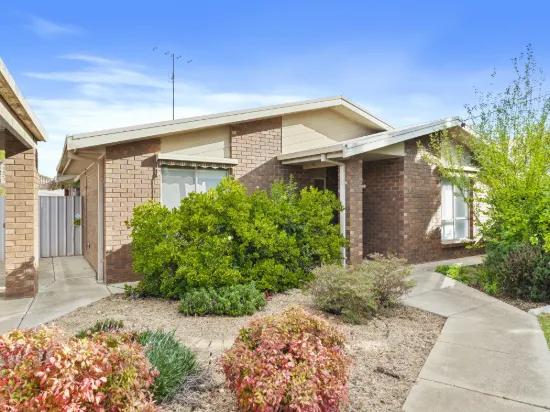 70 Wells Street, Finley, NSW 2713