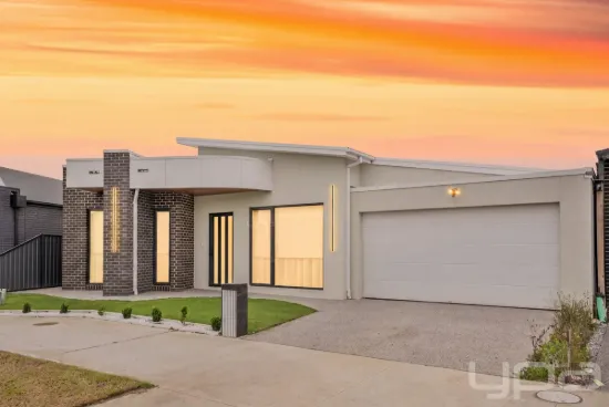 707 Grand Boulevard, Mickleham, Vic 3064