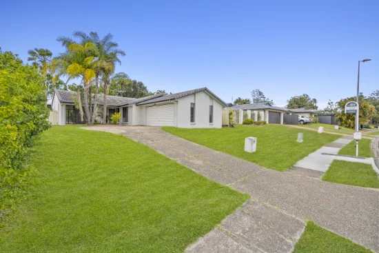71 Allied Drive, Arundel, Qld 4214 - For Rent