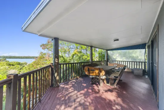 71 Bimbadeen Avenue, Banora Point, NSW 2486