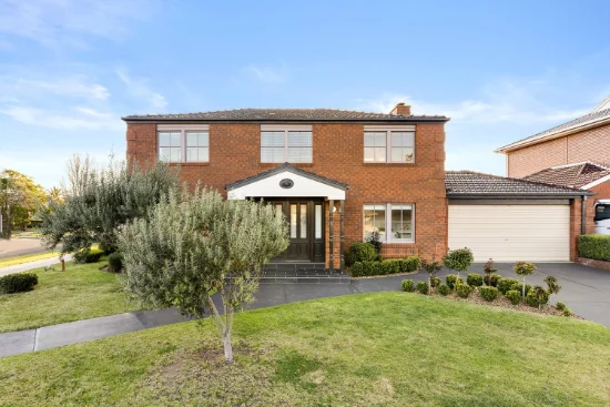 71 Chichester Drive, Taylors Lakes, Vic 3038 - For Sale