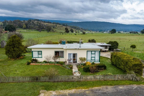 71 Den Road, Mole Creek, Tas 7304