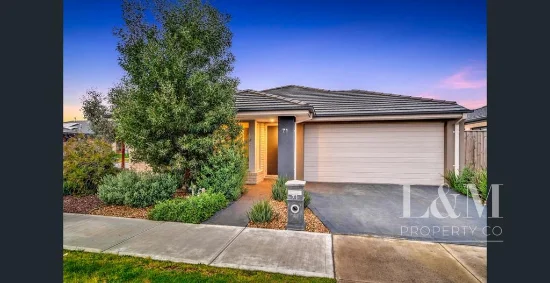 71 Docker Circuit, Mickleham, Vic 3064 - For Rent