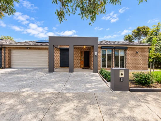 71 Fairhaven Boulevard, Melton West, Vic 3337