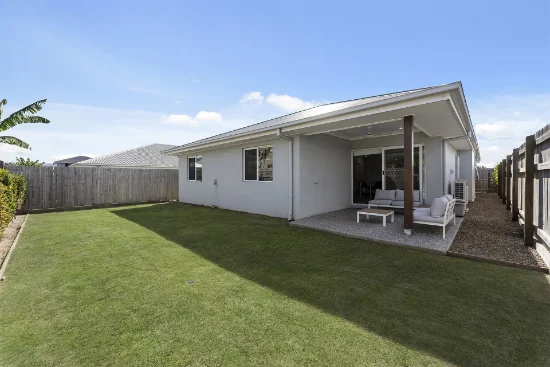 71 Hilltop Circuit, Pallara, Qld 4110