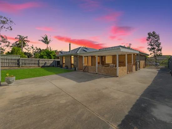 71 Lamont Crescent, Cranbourne, Vic 3977 - For Sale
