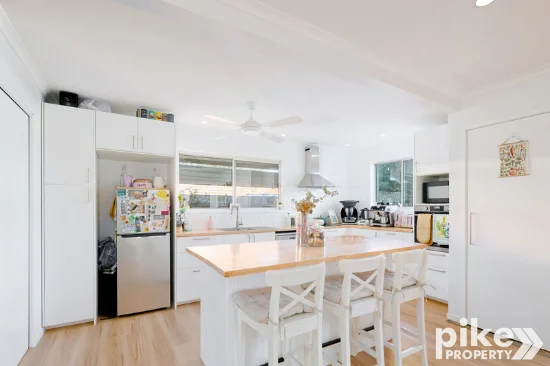 71 Moreton Terrace, Beachmere, Qld 4510-Image